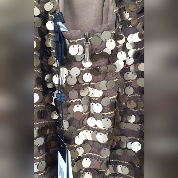 Luxury Dress - Picture 8 of 11